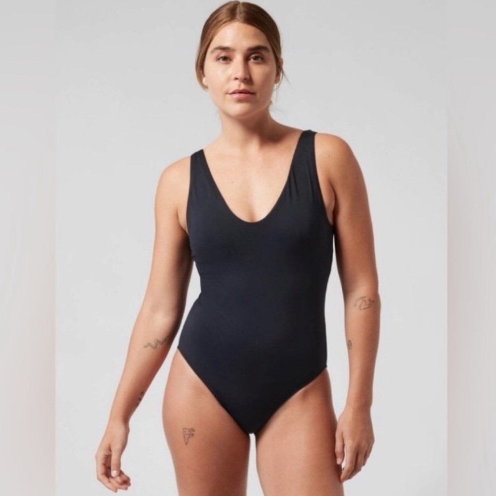 NWT! Athleta Black Seychelles One Piece Swimsuit - Size Small Tall ⛱️531214